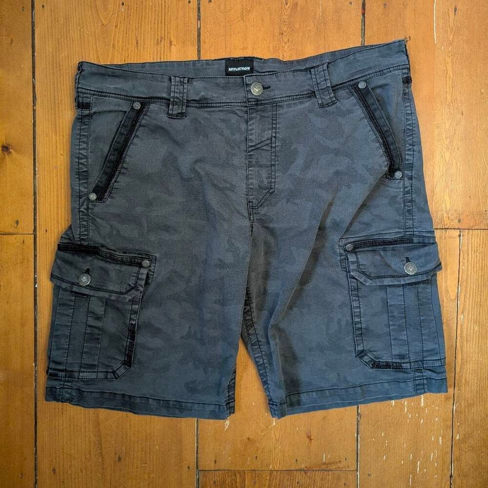 Affliction Men's Dark Gray Camo Cargo Shorts